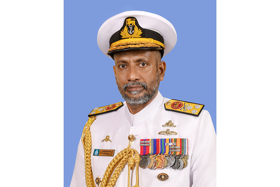 New Navy Commander