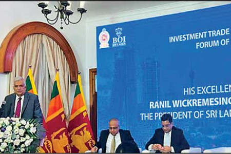 Sri Lanka President woos investors from China