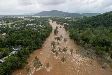 Areas around Cairns have received more than 2m (7ft) of rainfall since Thursday