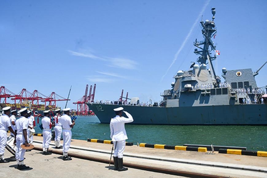 US missile destroyer arrives in Colombo