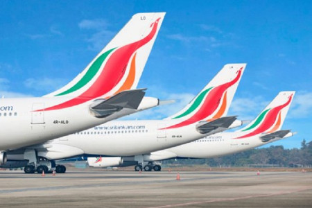Government calls bids for divestiture of SriLankan Airlines