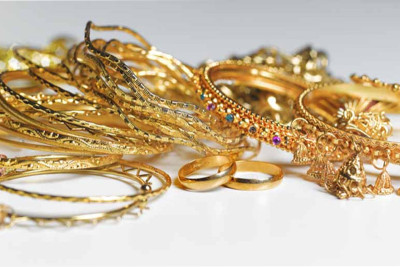 Customs imposed Rs. 4.5 billion fine on 13 leading jewellers for gold smuggling