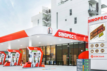 China’s Sinopec imports first oil shipment to Sri Lanka next month