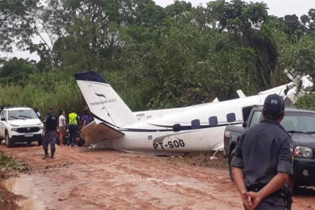 Brazil: 14 killed after plane crashes in Amazon