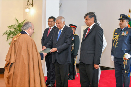 Five High Commissioners, Nine Ambassadors Present Credentials to the President