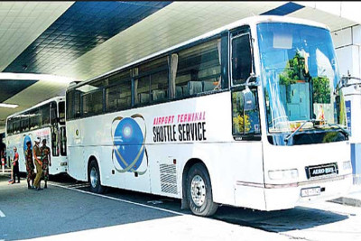 Luxury shuttle service to improve airport accessibility