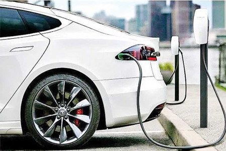 Government imposes zero Custom tariffs on electric vehicles