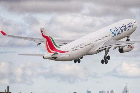 SriLankan Airlines divestiture moves to next stage; bids from 3 firms