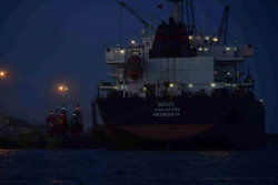  Sri Lanka’s Trincomalee port starts night operations