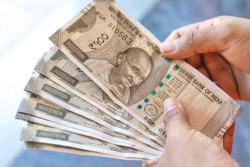 Trade in Rupee with India will start a new era of trade in different currencies: Experts