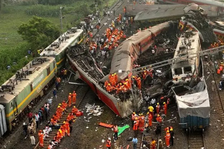 India train disaster: Signal fault the likely cause, minister says   