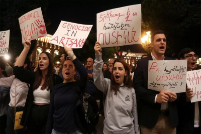 Armenia protests follow Nagorno-Karabakh ceasefire