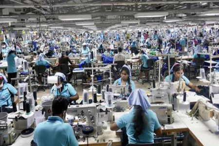 Govt embarks on industry revival plan amidst over 200,000 factory closure