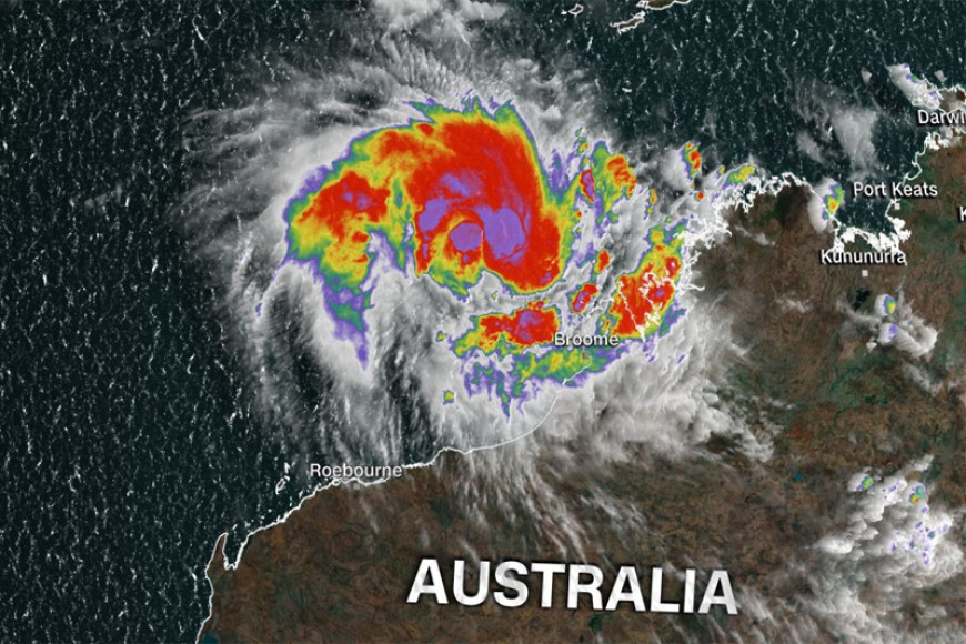 Cyclone Ilsa threatens to hit Western Australia as strongest storm in a decade